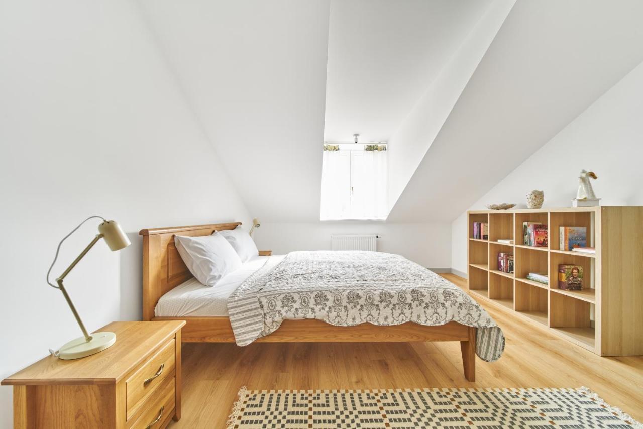 Modern Two-Bedroom Apartment, Vilnius City Centre المظهر الخارجي الصورة