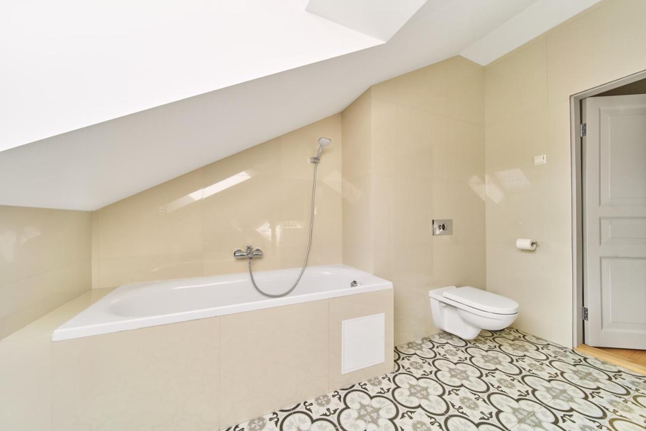 Modern Two-Bedroom Apartment, Vilnius City Centre المظهر الخارجي الصورة